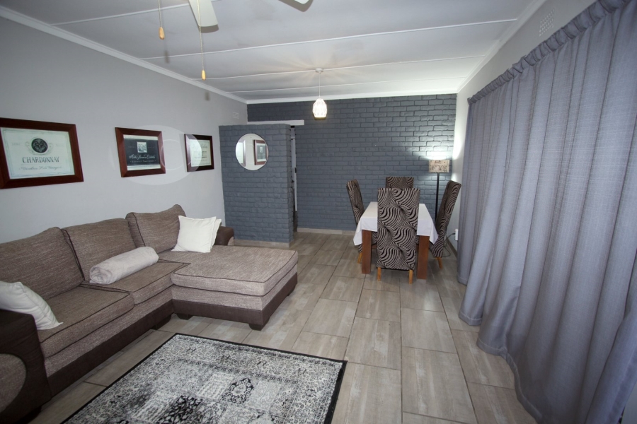 To Let 3 Bedroom Property for Rent in Dagbreek Free State